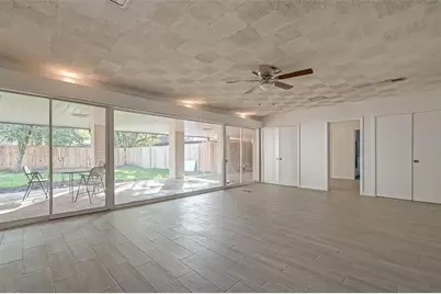 2511 Maroneal Street, Houston, TX 77030 - Photo 13