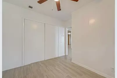 2511 Maroneal Street, Houston, TX 77030 - Photo 17