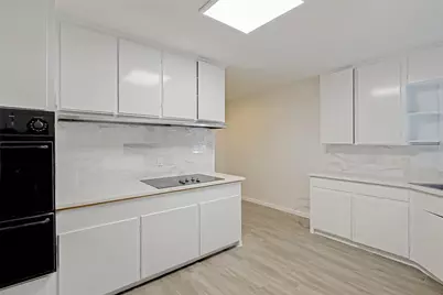 2511 Maroneal Street, Houston, TX 77030 - Photo 19