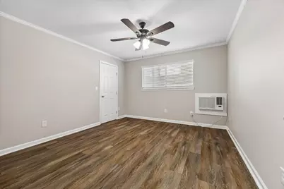 1223 W 25th Street #3, Houston, TX 77008 - Photo 9