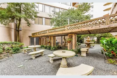 3525 Sage Road #1701, Houston, TX 77056 - Photo 15