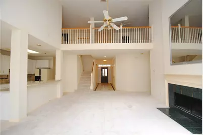 1803 Willow Lakes Drive, Sugar Land, TX 77479 - Photo 13