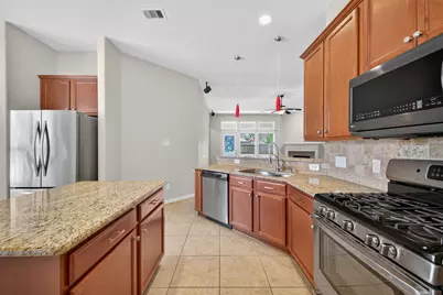 7031 Kendall Lake Court, Richmond, TX 77407 - Photo 15