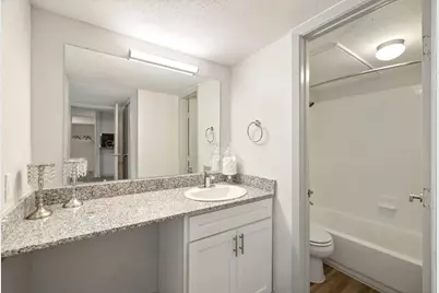 10101 Forum Park Drive #2032, Houston, TX 77036 - Photo 5