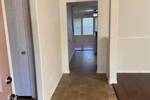 1330 Reedpoint Dr, Houston, TX 77090 - Photo 3