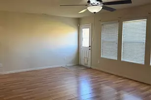 1330 Reedpoint Dr, Houston, TX 77090 - Photo 11