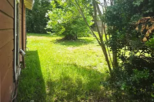 7226 Philibert Ln, Houston, TX 77028 - Photo 15
