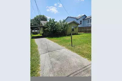 7226 Philibert Lane, Houston, TX 77028 - Photo 3