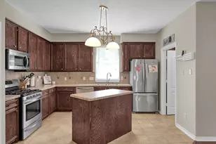 409 Mildred St, Cleveland, TX 77328 - Photo 9