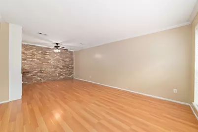 889 Wax Myrtle Lane, Houston, TX 77079 - Photo 5