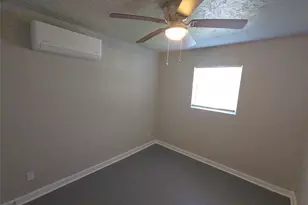 3335 Tuam St, Houston, TX 77004 - Photo 9