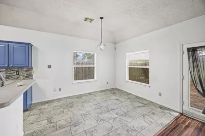 5242 Sherilynn Drive, Spring, TX 77373 - Photo 5