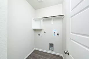 15639 Coneflower Hls Dr, Houston, TX 77090 - Photo 9