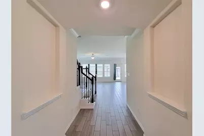 28638 Monarch Cliffs Drive, Fulshear, TX 77441 - Photo 5