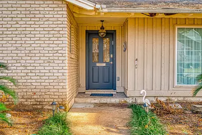 5027 Yarwell Drive, Houston, TX 77096 - Photo 7