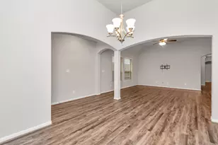4406 Low Meadow Ln, Katy, TX 77493 - Photo 9