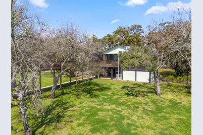 1225 Private Road 652, Sargent, TX 77414 - Photo 7