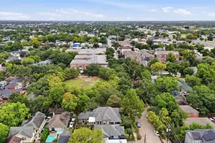 3211 Beauchamp St, Houston, TX 77009 - Photo 27