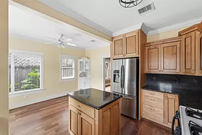 3211 Beauchamp Street, Houston, TX 77009 - Photo 7