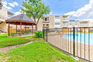 2750 Holly Hall St, Houston, TX 77054 - Photo 29