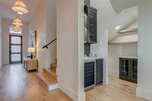 608 E 26th St, Houston, TX 77008 - Photo 11