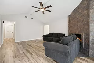 4023 Broken Elm Dr, Spring, TX 77388 - Photo 9