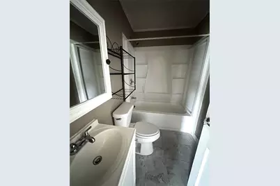 11005 Muscatine Street, Houston, TX 77029 - Photo 9