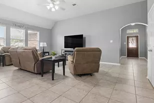 2148 Colonial St, Alvin, TX 77511 - Photo 7