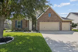 2148 Colonial St, Alvin, TX 77511 - Photo 1