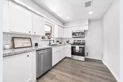 9014 Landwood Drive, Houston, TX 77040 - Photo 11