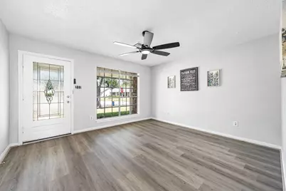 9014 Landwood Drive, Houston, TX 77040 - Photo 5