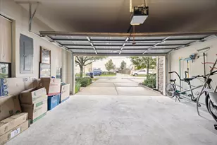 1110 W 25th St, Houston, TX 77008 - Photo 25