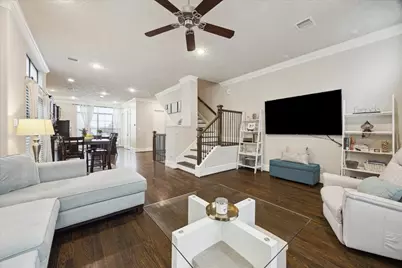 1110 W 25th Street, Houston, TX 77008 - Photo 7