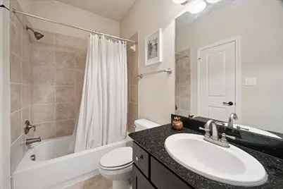 1110 W 25th Street, Houston, TX 77008 - Photo 15