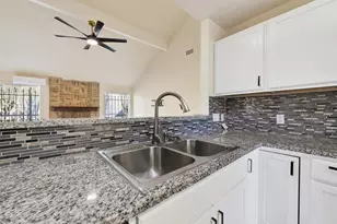 7534 8 Willows, Missouri City, TX 77489 - Photo 11