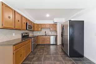 8614 Oakford Dr, Houston, TX 77024 - Photo 5