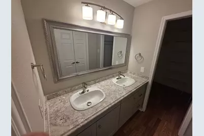 16007 Mill Point Drive, Houston, TX 77059 - Photo 25