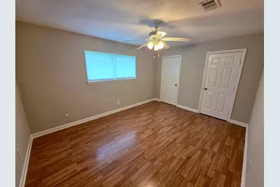 16007 Mill Point Drive, Houston, TX 77059 - Photo 27