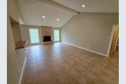 16007 Mill Point Drive, Houston, TX 77059 - Photo 13