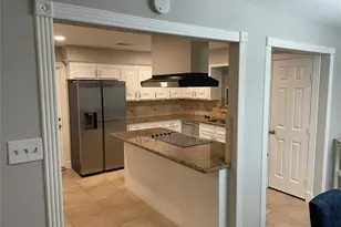 16007 Mill Point Dr, Houston, TX 77059 - Photo 17