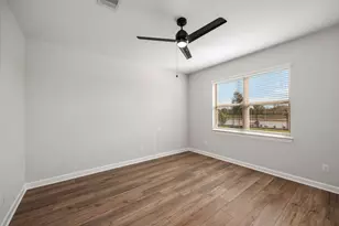 3052 Sorrento Hl Dr, Katy, TX 77493 - Photo 9