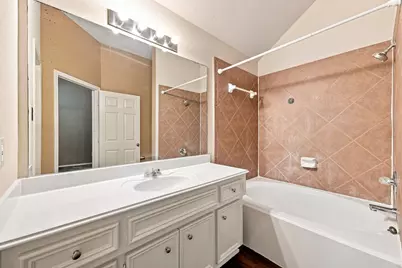 16551 Pentonshire Lane, Houston, TX 77090 - Photo 35