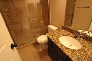 1995 Biscayne Lake Dr, Pearland, TX 77584 - Photo 23