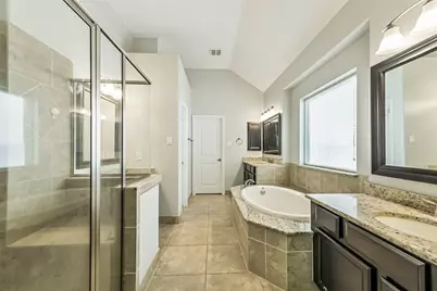 170 Hearthshire Circle, The Woodlands, TX 77354 - Photo 19