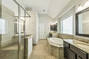 170 Hearthshire Cir, The Woodlands, TX 77354 - Photo 19