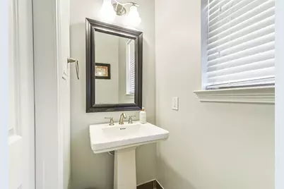 170 Hearthshire Circle, The Woodlands, TX 77354 - Photo 17