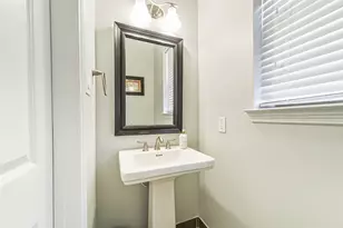 170 Hearthshire Cir, The Woodlands, TX 77354 - Photo 17