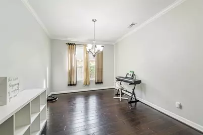 170 Hearthshire Circle, The Woodlands, TX 77354 - Photo 5