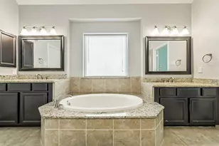 170 Hearthshire Cir, The Woodlands, TX 77354 - Photo 21