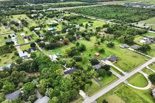 142 Happy Hollow St, Alvin, TX 77511 - Photo 43